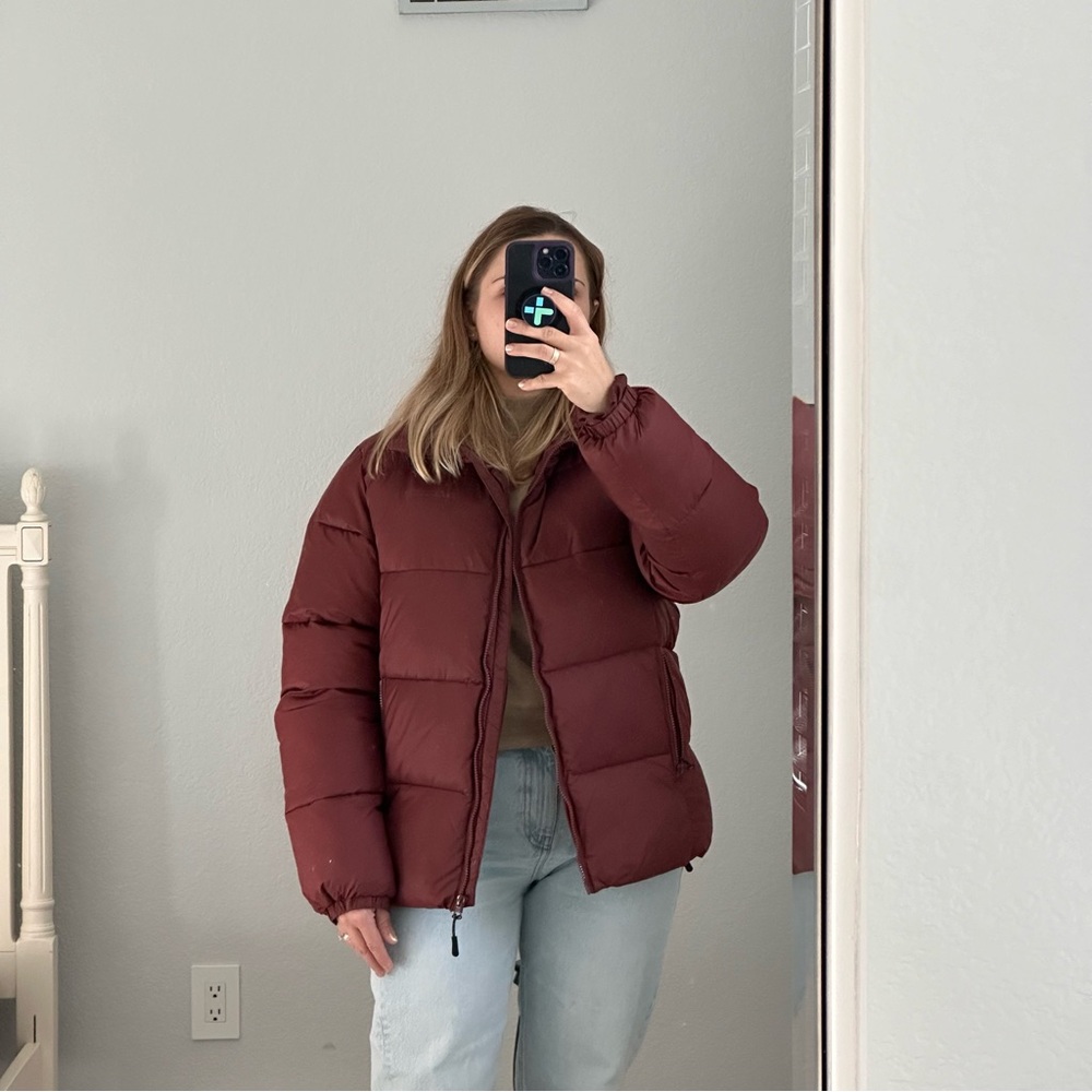 New Urban Outfitters Burgundy Lightweight puffer Jacket - Picture 9 of 14